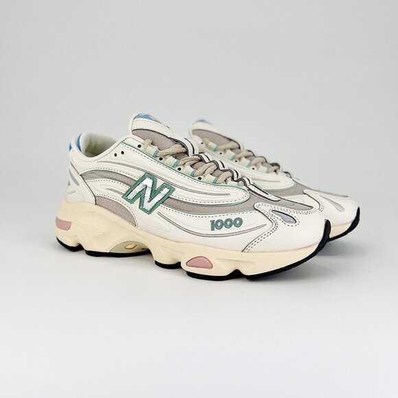 New Balance Cream And Gray Sneakers - Picture 1 of 8